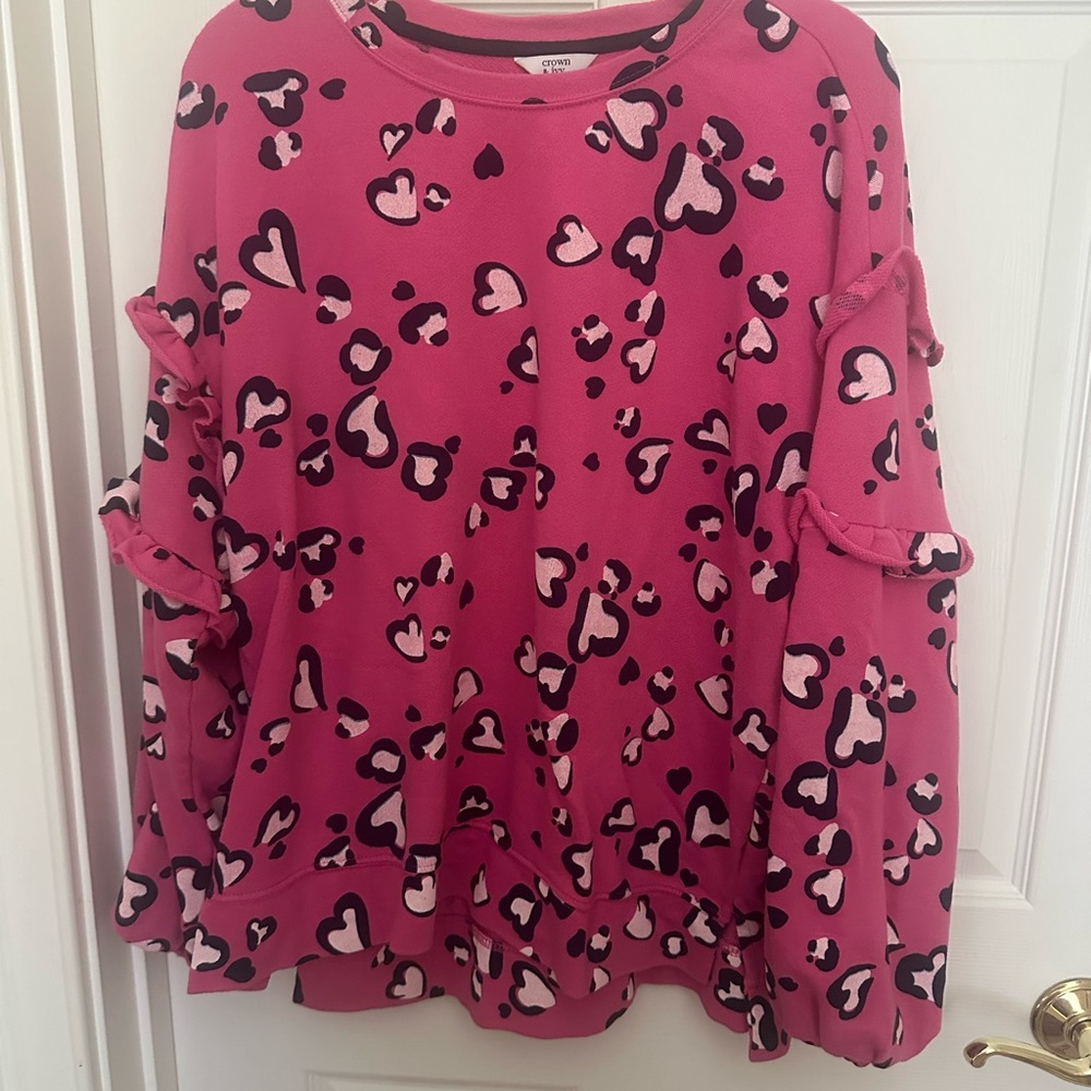 Crown & Ivy Pink & Navy Leopard Print Top